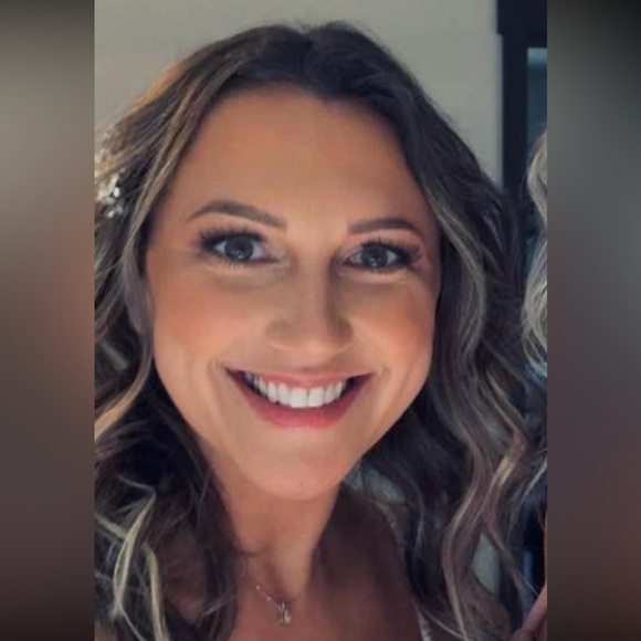 Meet your Posher, Cerri - Picture 1 of 1